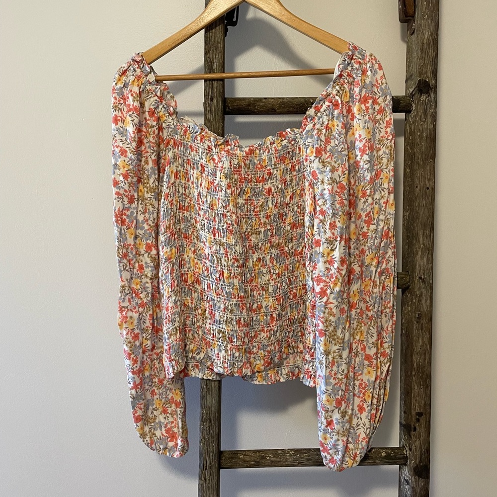 Arula Multi-Colored Smocked Floral Crop Top - Picture 5 of 7